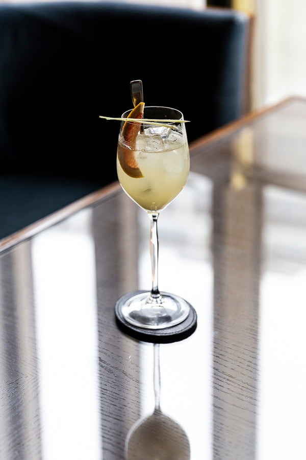 Gimlet Rocks – ein Gimlet mit Hassaku Rocks