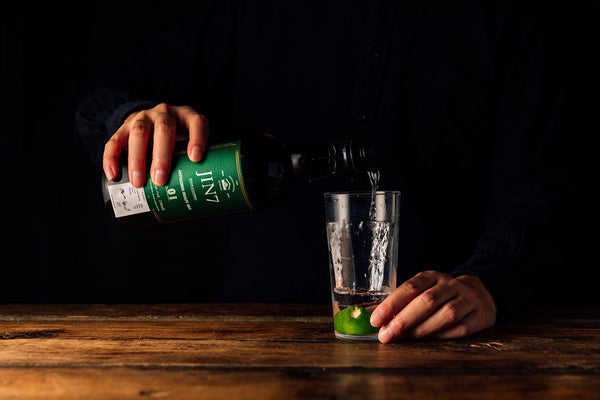 Zwei neue Gins ab sofort bei uns: JIN7 Series 01 & Tan Taka Tan