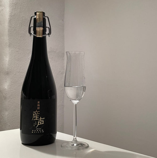 Mit Blütenhefe: Entdecke bei uns den Ubugoe Shochu aus Oita