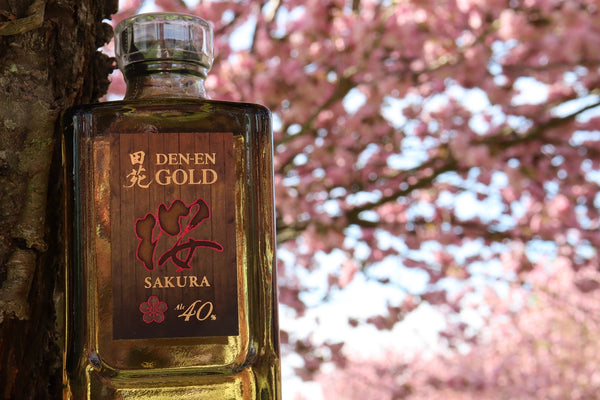 Entdecke jetzt: Den DEN-EN Gold Sakura Cask Shochu